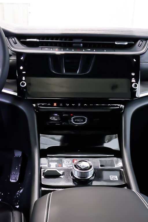 2026 Jeep Grand Cherokee L LIMITED in Terrebonne, Quebec - 18 - w1024h768px