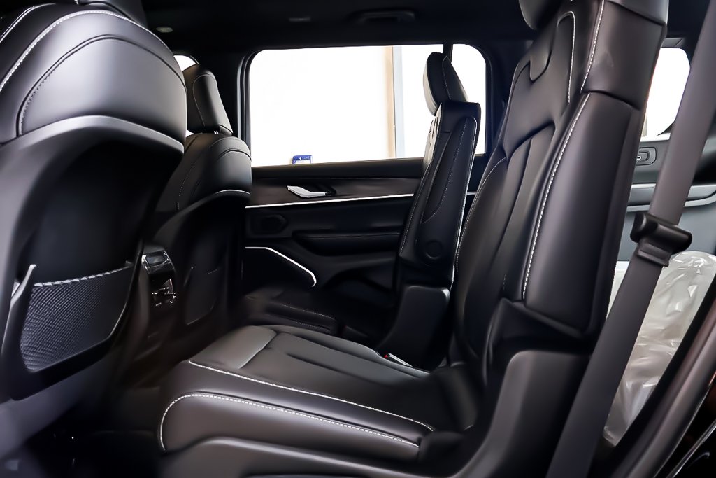 Jeep Grand Cherokee L LIMITED 2026 à Terrebonne, Québec - 21 - w1024h768px