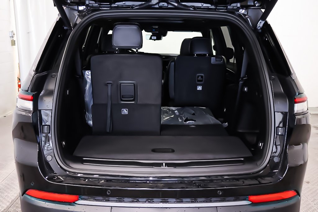 Jeep Grand Cherokee L LIMITED 2026 à Terrebonne, Québec - 6 - w1024h768px