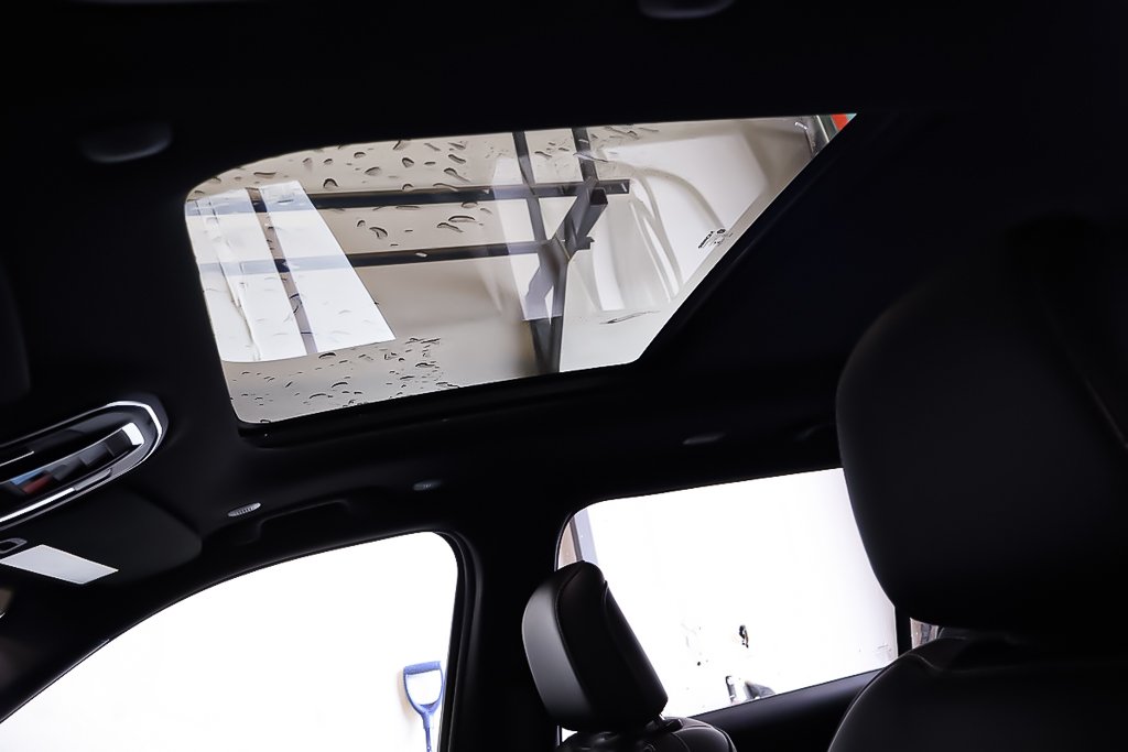 Jeep Grand Cherokee L LIMITED 2026 à Terrebonne, Québec - 11 - w1024h768px