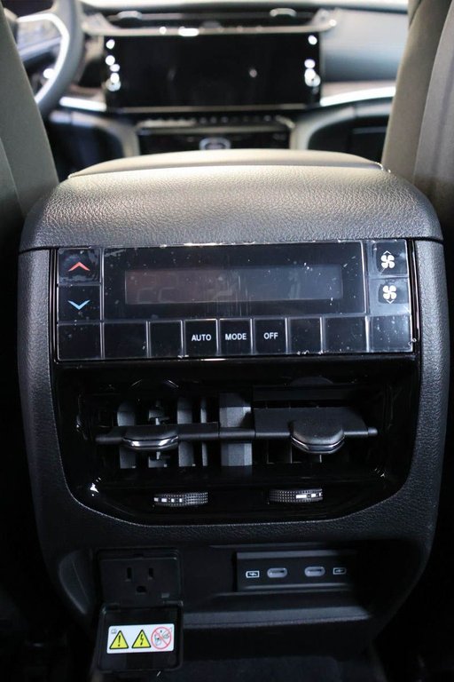 Jeep Grand Cherokee L ALTITUDE 2026 à Terrebonne, Québec - 19 - w1024h768px