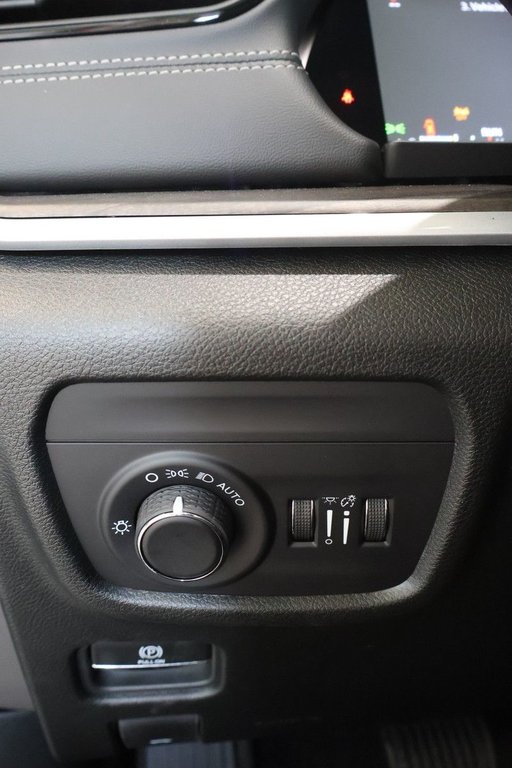 2026 Jeep Grand Cherokee L ALTITUDE in Terrebonne, Quebec - 16 - w1024h768px