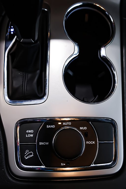 Jeep Grand Cherokee WK ALTITUDE + 4X4 + DEMARREUR + NAVIGATION GPS 2022 à Terrebonne, Québec - 25 - w1024h768px