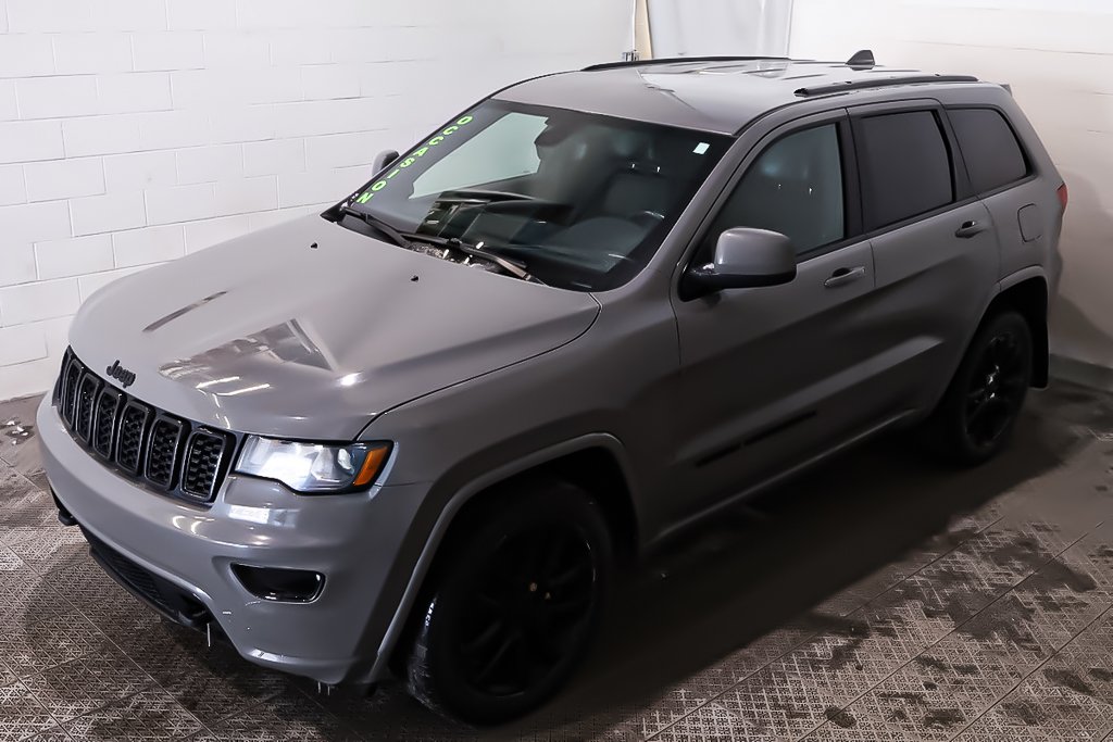 Jeep Grand Cherokee WK ALTITUDE + 4X4 + DEMARREUR + NAVIGATION GPS 2022 à Terrebonne, Québec - 3 - w1024h768px