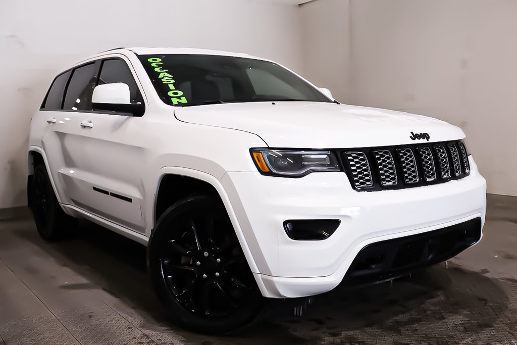 Jeep Grand Cherokee WK ALTITUDE + 4X4 + TOIT OUVRANT 2022 à Terrebonne, Québec - 1 - w1024h768px