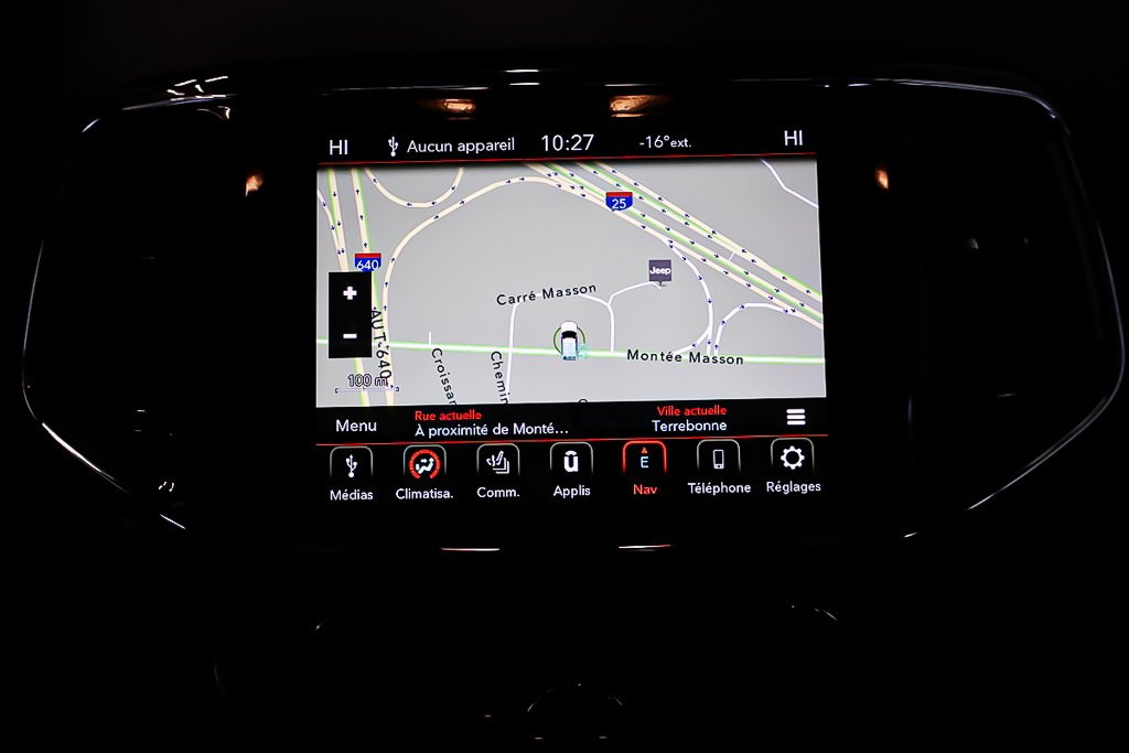 Jeep Grand Cherokee WK ALTITUDE + 4X4 + TOIT OUVRANT 2022 à Terrebonne, Québec - 23 - w1024h768px