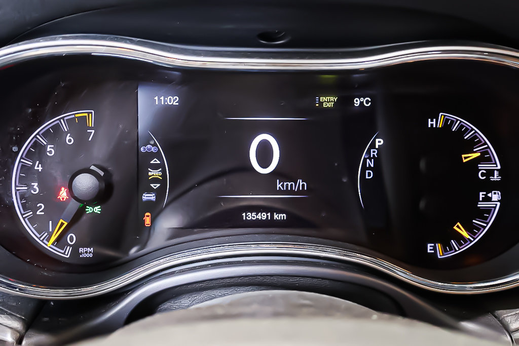 Jeep Grand Cherokee OVERLAND + 4X4 + TOIT OUVRANT 2018 à Terrebonne, Québec - 15 - w1024h768px