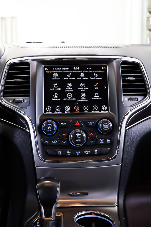 Jeep Grand Cherokee OVERLAND + 4X4 + TOIT OUVRANT 2018 à Terrebonne, Québec - 16 - w1024h768px