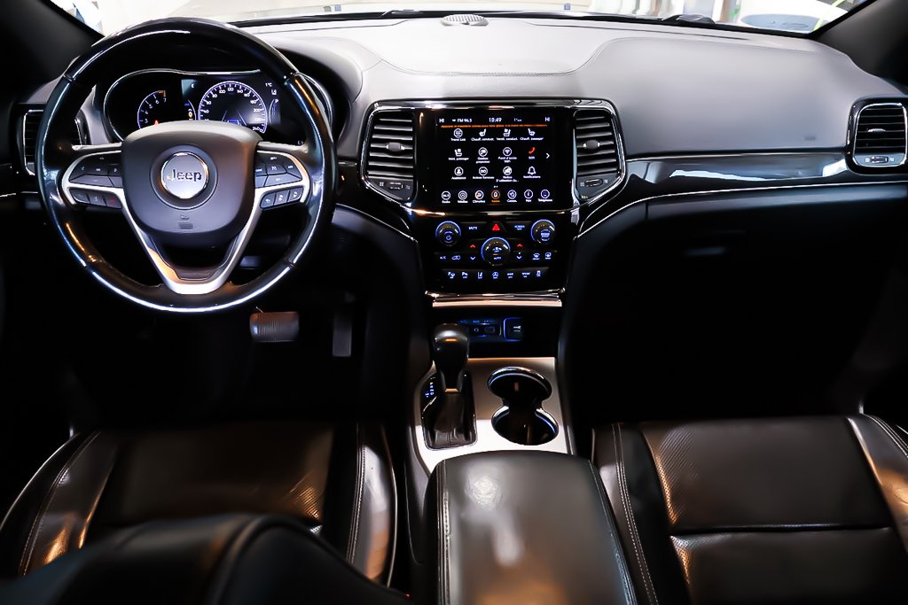 Jeep GRAND CHEROKEE WK OVERLAND + 4X4 + V6 3.6L + TOIT OUVRANT PANO 2019 à Terrebonne, Québec - 11 - w1024h768px