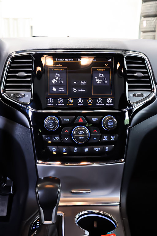 2020 Jeep Grand Cherokee ALTITUDE + 4X4 + V6 3.6L + TOIT OUVRANT in Terrebonne, Quebec - 21 - w1024h768px