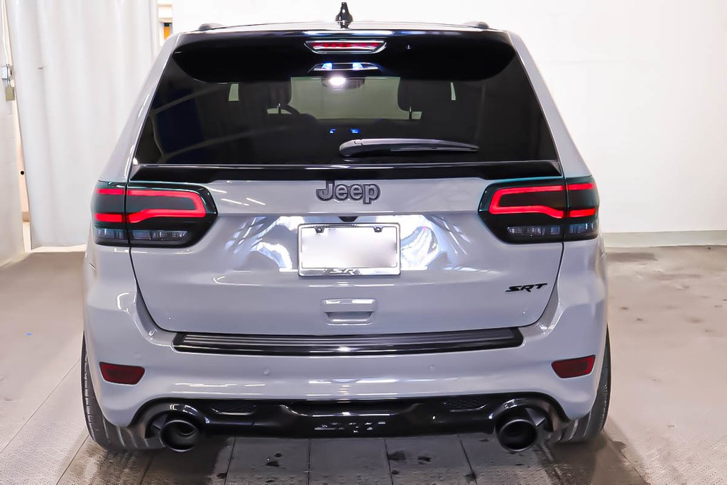 2020 Jeep Grand Cherokee SRT + 4X4 + V8 HEMI 6.4L + TOIT OUVRANT PANO in Terrebonne, Quebec - 6 - w1024h768px
