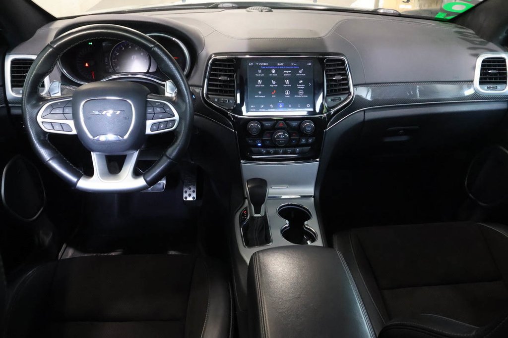 2020 Jeep Grand Cherokee SRT + 4X4 + V8 HEMI 6.4L + TOIT OUVRANT PANO in Terrebonne, Quebec - 14 - w1024h768px