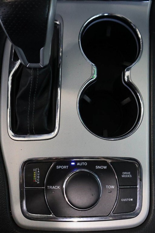 2020 Jeep Grand Cherokee SRT + 4X4 + V8 HEMI 6.4L + TOIT OUVRANT PANO in Terrebonne, Quebec - 27 - w1024h768px