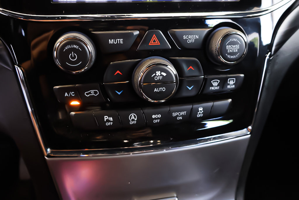 2021 Jeep Grand Cherokee ALTITUDE + 4X4 + GPS + CARPLAY in Terrebonne, Quebec - 23 - w1024h768px
