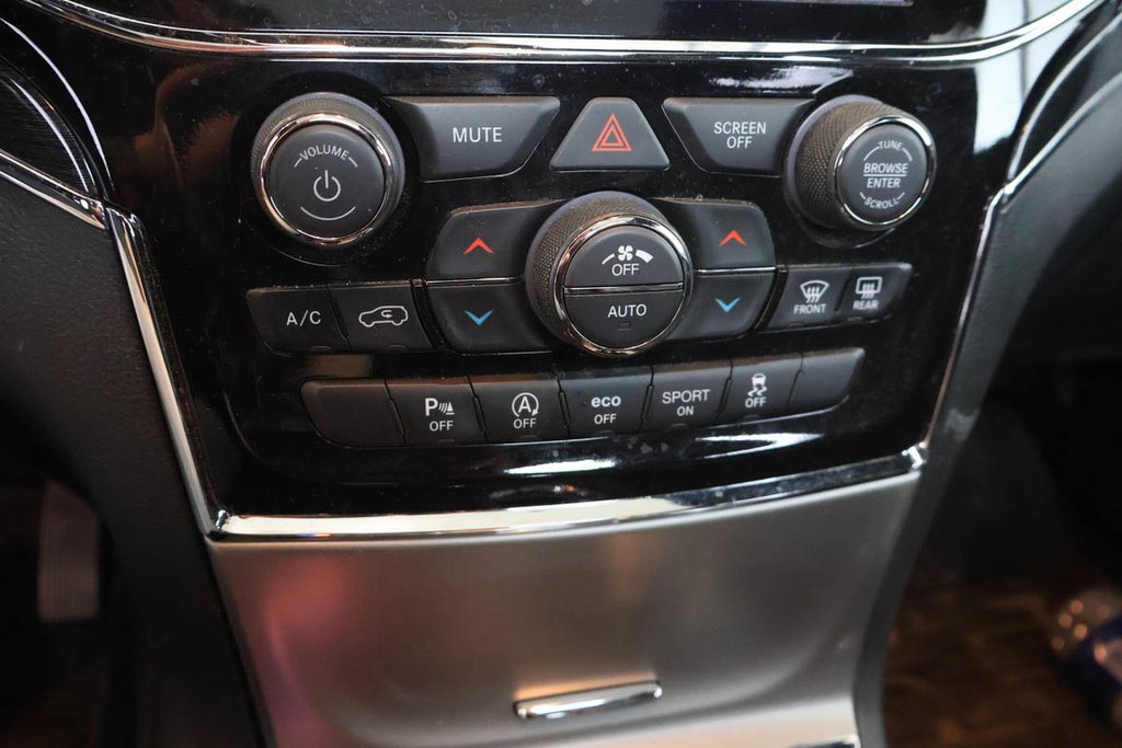 Jeep Grand Cherokee TRAILHAWK + 4X4 + TOIT OUVRANT PANO 2021 à Terrebonne, Québec - 19 - w1024h768px