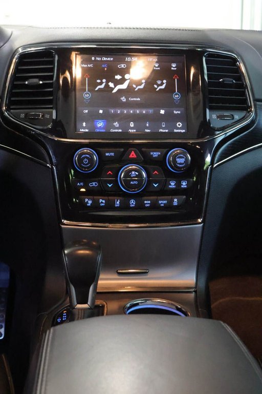 2021 Jeep Grand Cherokee HIGH ALTITUDE + 4X4 + TOIT OUVRANT PANO in Terrebonne, Quebec - 19 - w1024h768px