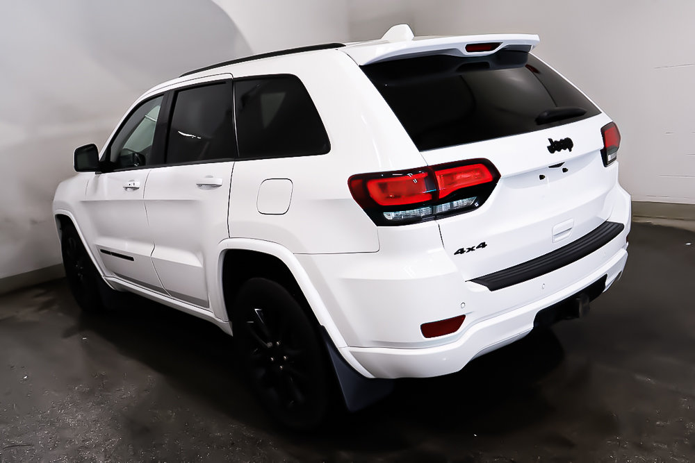 2022 Jeep Grand Cherokee ALTITUDE + 4X4 + TOIT OUVRANT + GPS in Terrebonne, Quebec - 5 - w1024h768px
