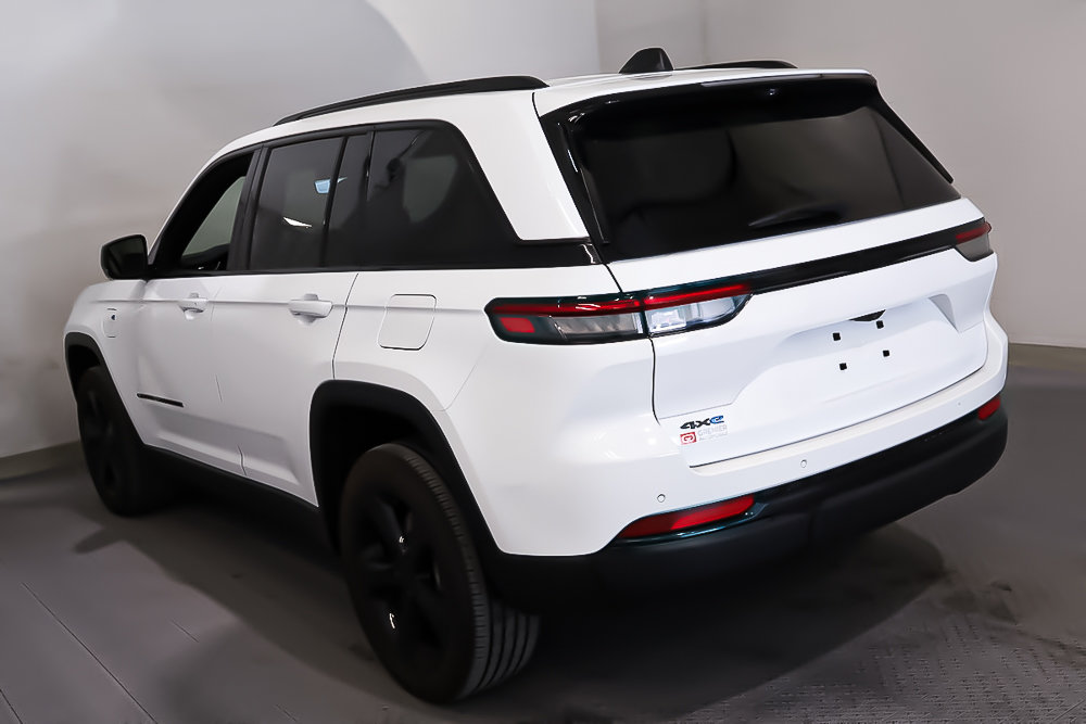 2022 Jeep Grand Cherokee 4XE + LIMITED + PHEV + CUIR in Terrebonne, Quebec - 5 - w1024h768px