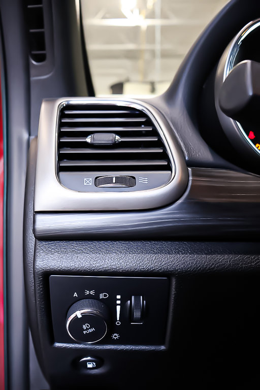 2022 Jeep Grand Cherokee ALTITUDE + 4X4 + TOIT OUVRANT+ ENSEMBLE REMORQUAGE in Terrebonne, Quebec - 25 - w1024h768px