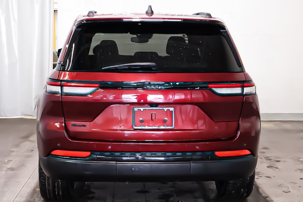 2022 Jeep Grand Cherokee ALTITUDE + 4X4 + TOIT OUVRANT in Terrebonne, Quebec - 6 - w1024h768px