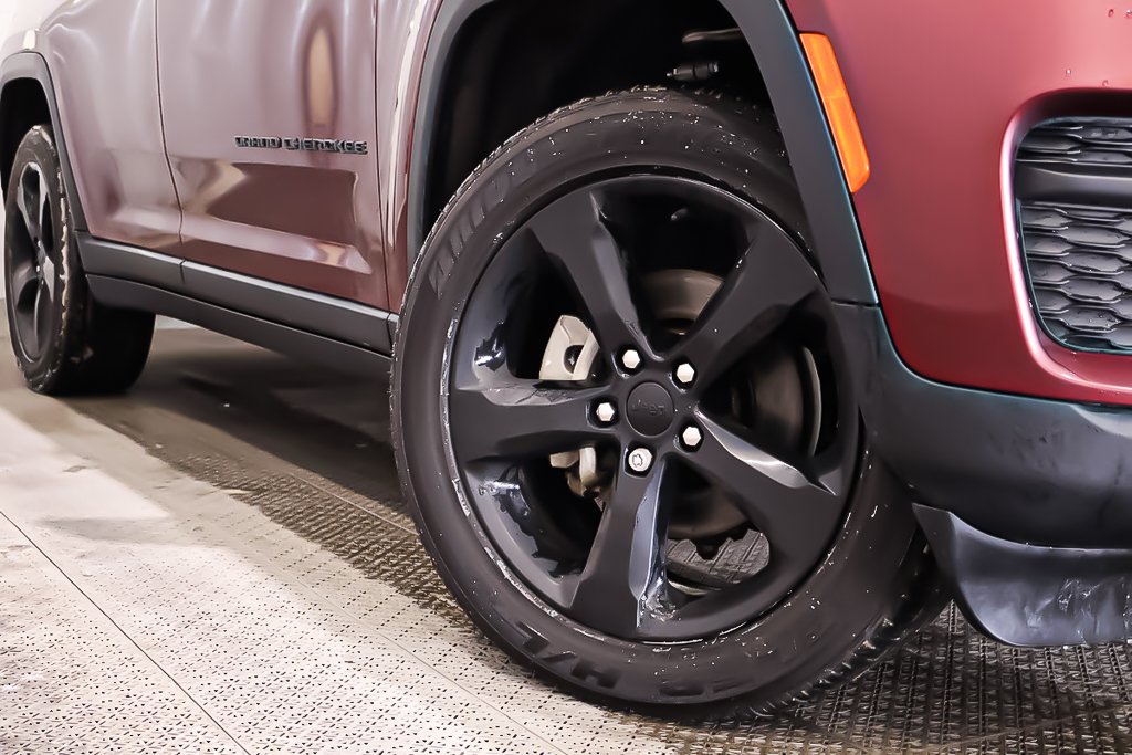 2022 Jeep Grand Cherokee ALTITUDE + 4X4 + TOIT OUVRANT in Terrebonne, Quebec - 9 - w1024h768px