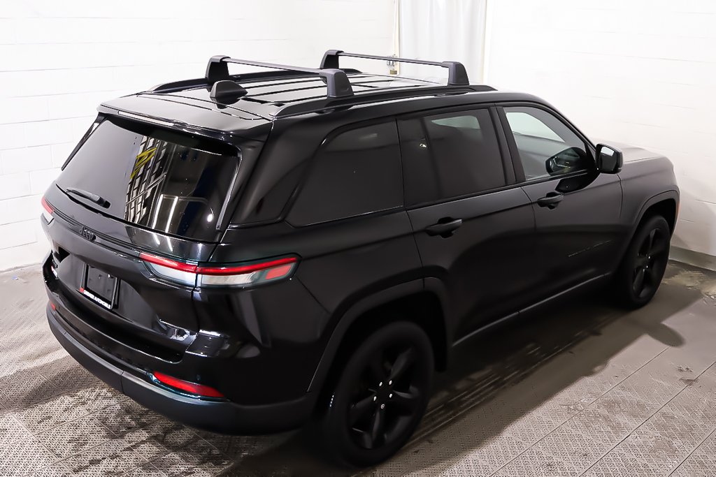 2023 Jeep Grand Cherokee ALTITUDE + 4X4 + V6 3.6L + ALLURE NOIRE in Terrebonne, Quebec - 7 - w1024h768px