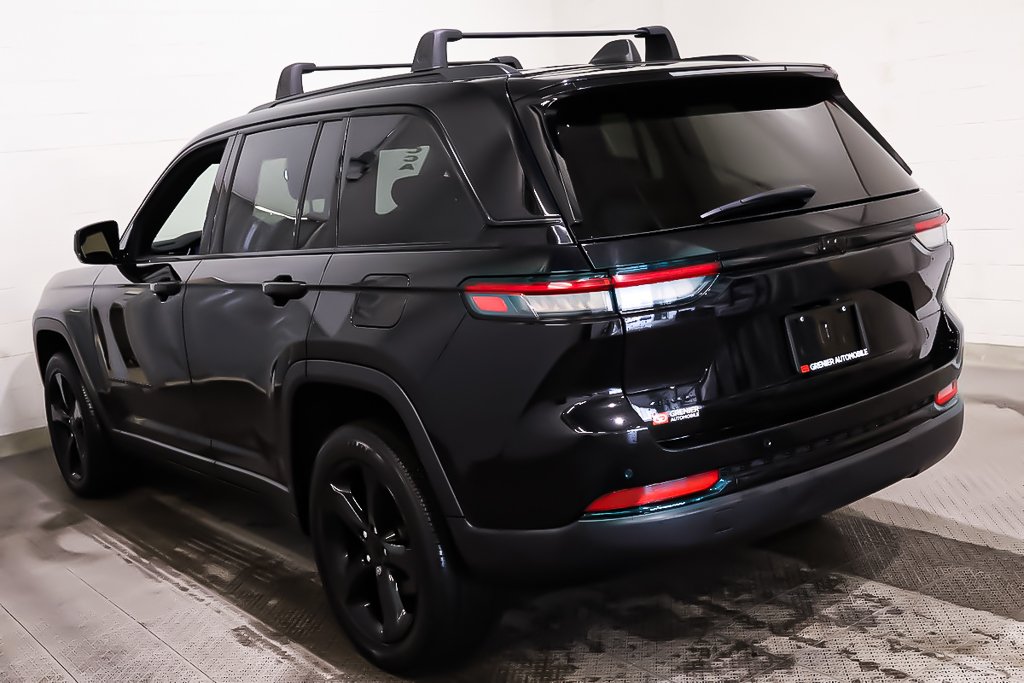 2023 Jeep Grand Cherokee ALTITUDE + 4X4 + V6 3.6L + ALLURE NOIRE in Terrebonne, Quebec - 5 - w1024h768px