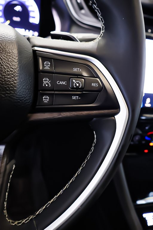 Jeep Grand Cherokee LIMITED + 4X4 + V6 3.6L + ALLURE NOIRE 2023 à Terrebonne, Québec - 17 - w1024h768px