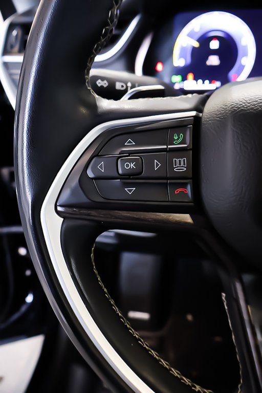 Jeep Grand Cherokee LIMITED + 4X4 + ALLURE NOIRE + V6 3.6L 2023 à Terrebonne, Québec - 15 - w1024h768px