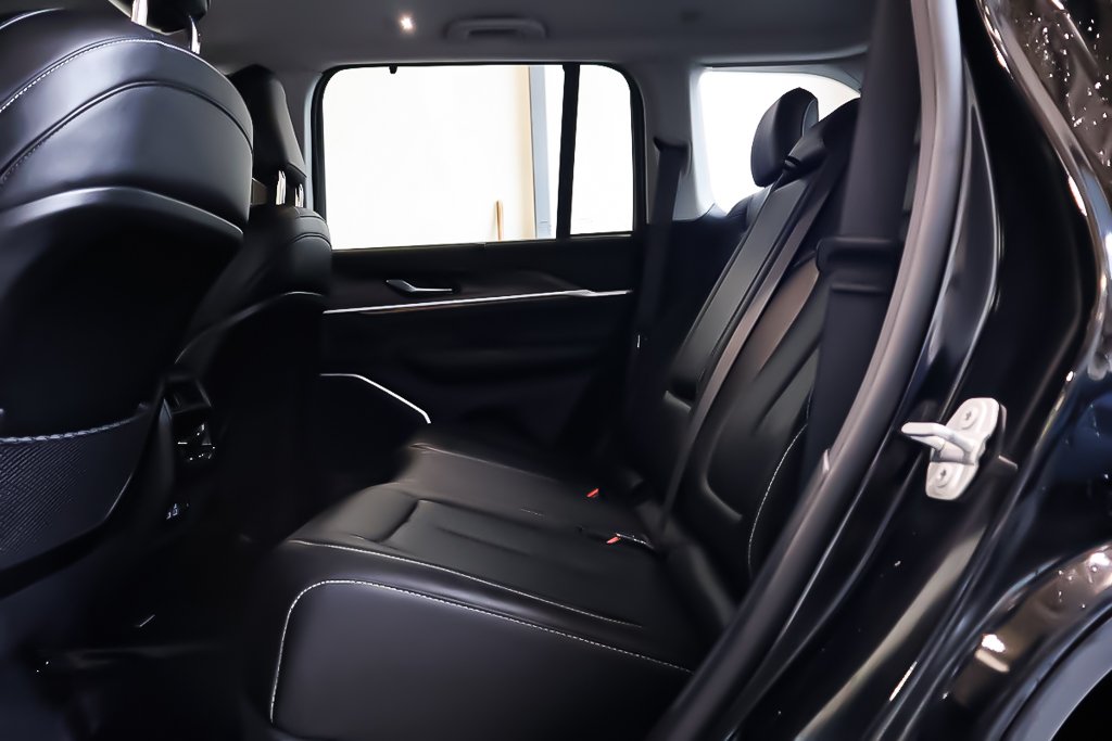 Jeep Grand Cherokee LIMITED + 4X4 + ALLURE NOIRE + V6 3.6L 2023 à Terrebonne, Québec - 27 - w1024h768px