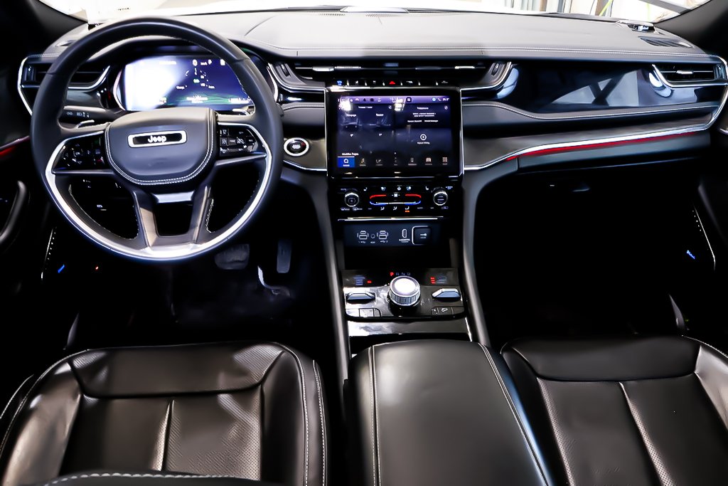 Jeep Grand Cherokee OVERLAND 4XE + PHEV + 4X4 + TOIT OUVRANT PANO 2023 à Terrebonne, Québec - 13 - w1024h768px
