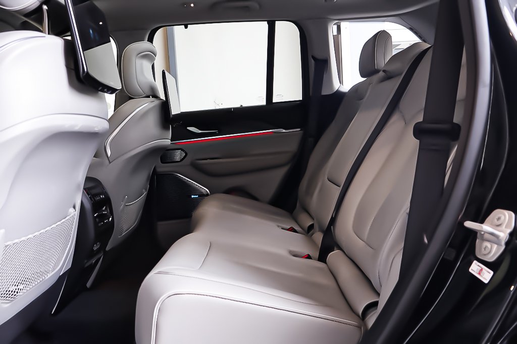 Jeep Grand Cherokee OVERLAND 4XE + 4X4 + PHEV + TOIT OUVRANT PANO 2023 à Terrebonne, Québec - 31 - w1024h768px