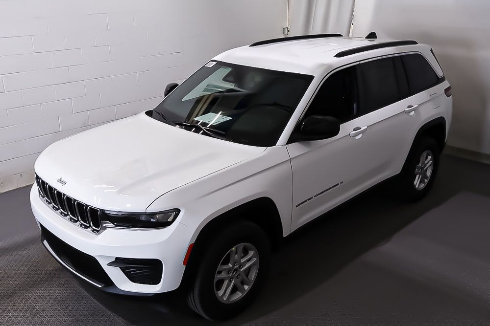 Jeep Grand Cherokee LAREDO 2024 à Terrebonne, Québec - 3 - w1024h768px