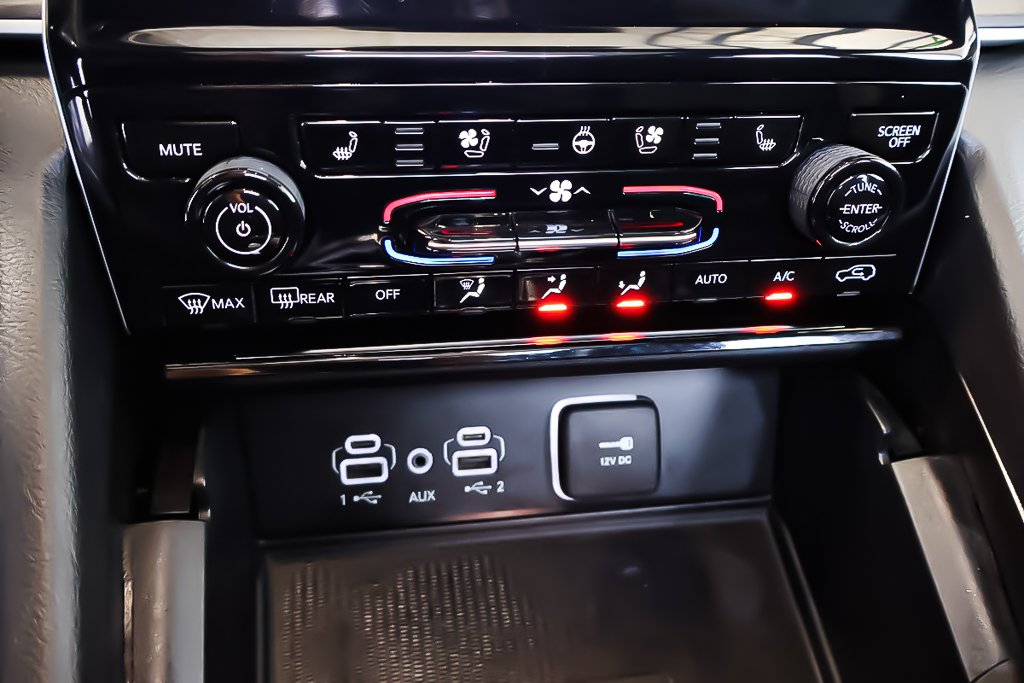 2024 Jeep Grand Cherokee LIMITED + 4X4 + V6 3.6L + ALURE NOIRE in Terrebonne, Quebec - 25 - w1024h768px