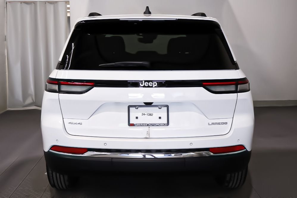 Jeep Grand Cherokee LAREDO + 4X4 + V6 3.6L + CARPLAY 2024 à Terrebonne, Québec - 5 - w1024h768px
