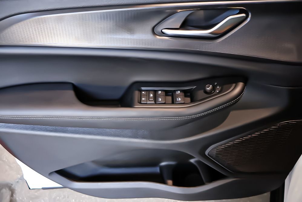 Jeep Grand Cherokee LAREDO + 4X4 + V6 3.6L + CARPLAY 2024 à Terrebonne, Québec - 19 - w1024h768px