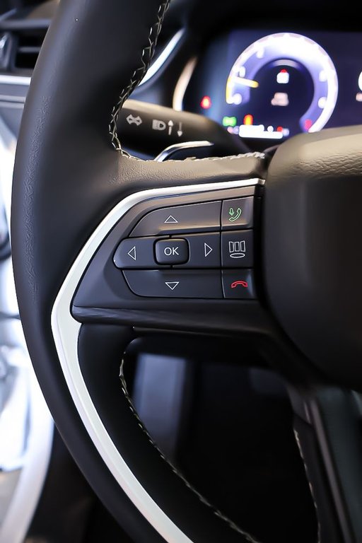 Jeep Grand Cherokee LAREDO + 4X4 + V6 3.6L + CARPLAY 2024 à Terrebonne, Québec - 12 - w1024h768px