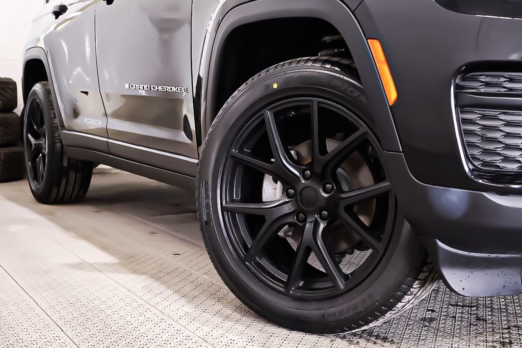 Jeep Grand Cherokee LAREDO + 4X4 + V6 3.6L + CARPLAY 2024 à Terrebonne, Québec - 7 - w1024h768px