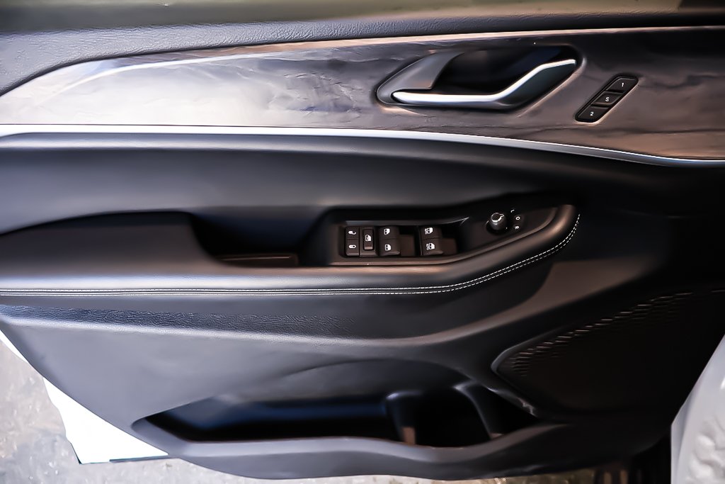 Jeep Grand Cherokee LIMTED + 4X4 + ALLURE NOIRE + TOIT OUVRANT PANO 2024 à Terrebonne, Québec - 29 - w1024h768px