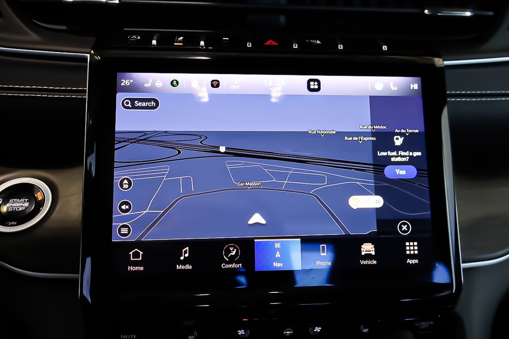 Jeep Grand Cherokee LIMTED + 4X4 + ALLURE NOIRE + TOIT OUVRANT PANO 2024 à Terrebonne, Québec - 25 - w1024h768px