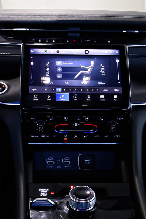 Jeep Grand Cherokee LIMTED + 4X4 + ALLURE NOIRE + TOIT OUVRANT PANO 2024 à Terrebonne, Québec - 22 - w1024h768px