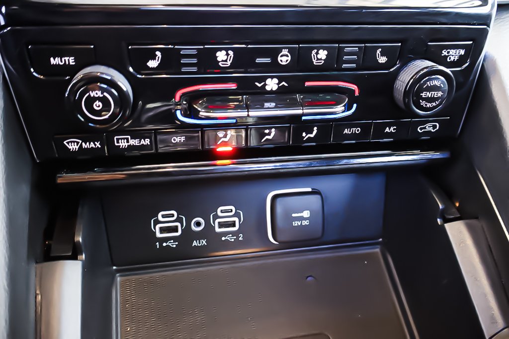 Jeep Grand Cherokee LIMTED + 4X4 + ALLURE NOIRE + TOIT OUVRANT PANO 2024 à Terrebonne, Québec - 26 - w1024h768px