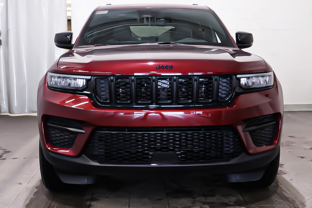 2025 Jeep Grand Cherokee LAREDO ALTITUDE in Terrebonne, Quebec - 2 - w1024h768px