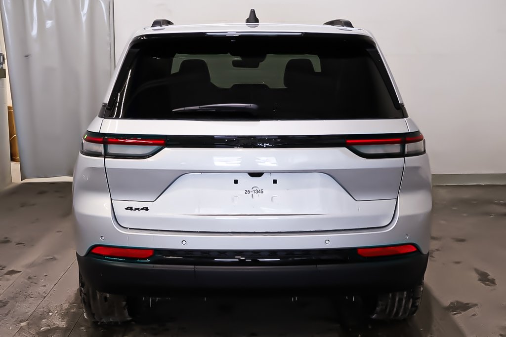 2025 Jeep Grand Cherokee LAREDO ALTITUDE in Terrebonne, Quebec - 5 - w1024h768px