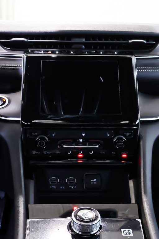 2025 Jeep Grand Cherokee LAREDO ALTITUDE in Terrebonne, Quebec - 16 - w1024h768px