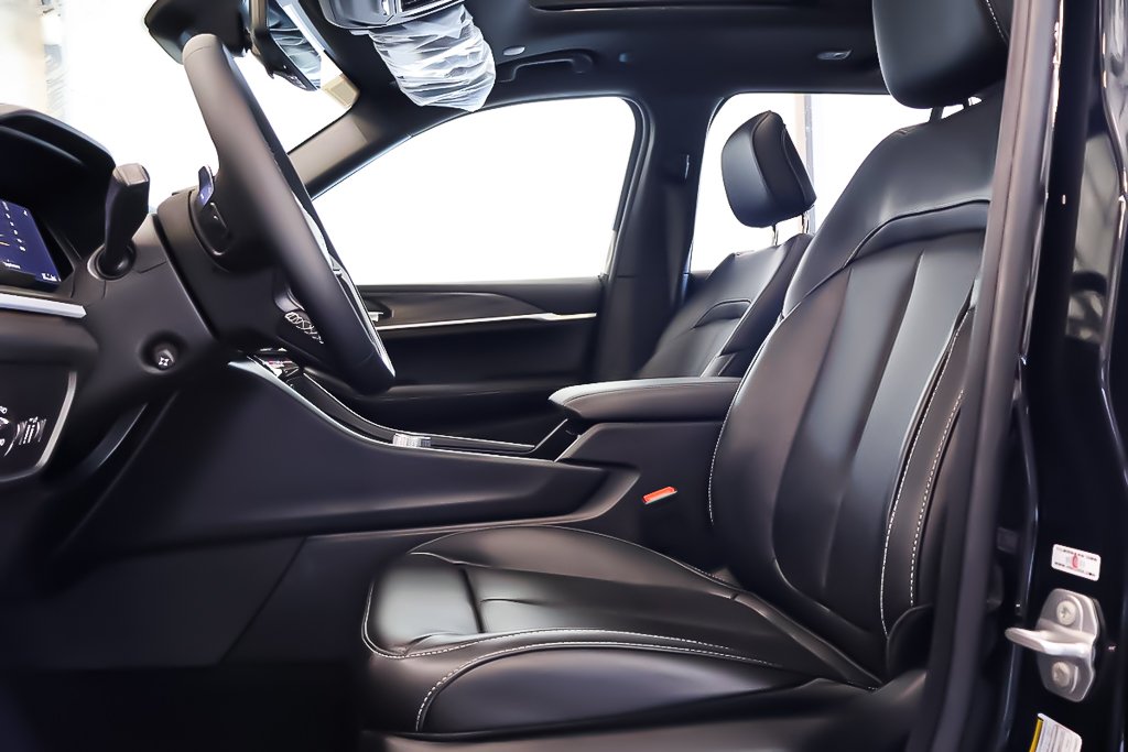 2026 Jeep Grand Cherokee LIMITED in Terrebonne, Quebec - 8 - w1024h768px