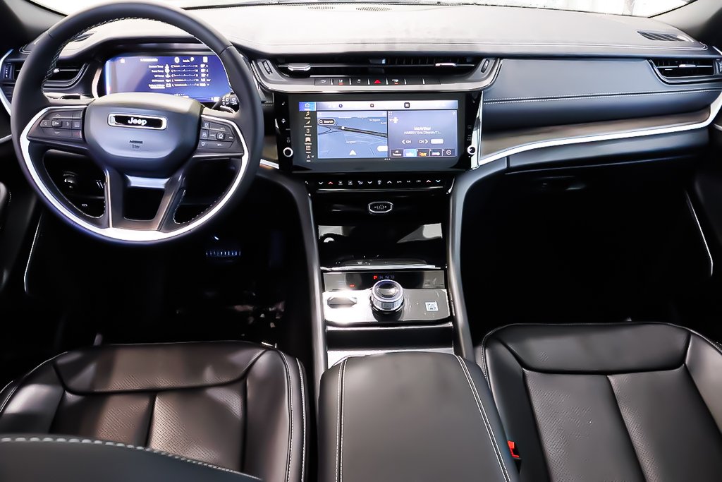 2026 Jeep Grand Cherokee LIMITED in Terrebonne, Quebec - 11 - w1024h768px