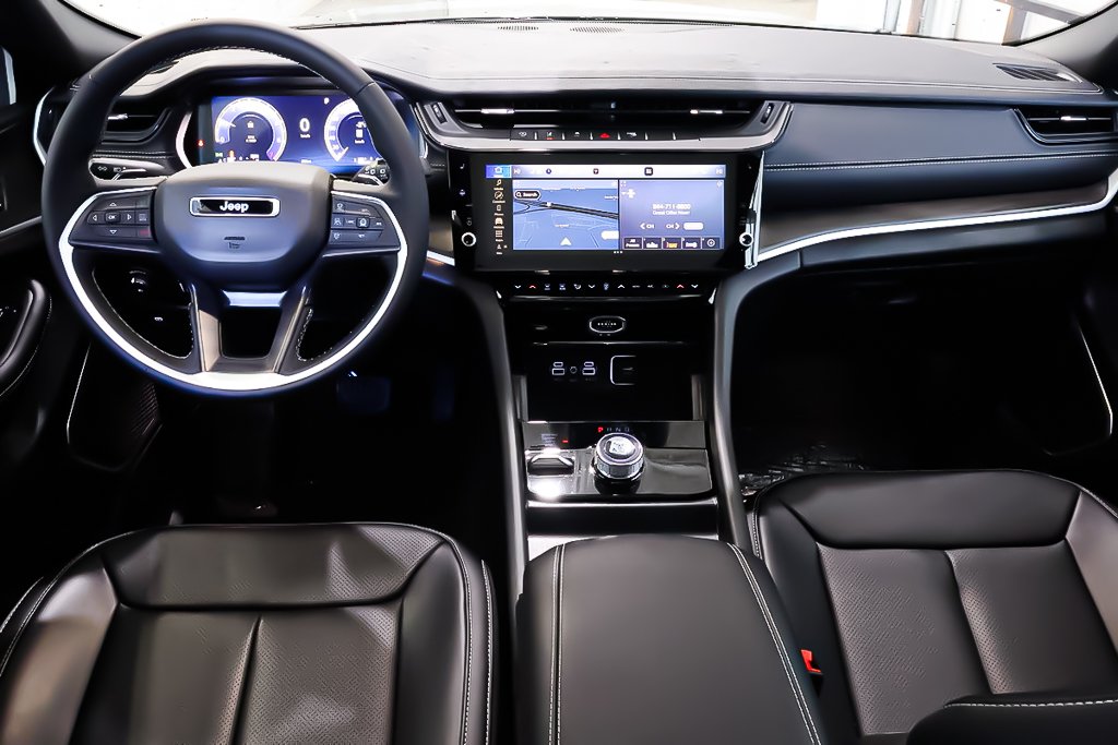 2026 Jeep Grand Cherokee LIMITED in Terrebonne, Quebec - 11 - w1024h768px