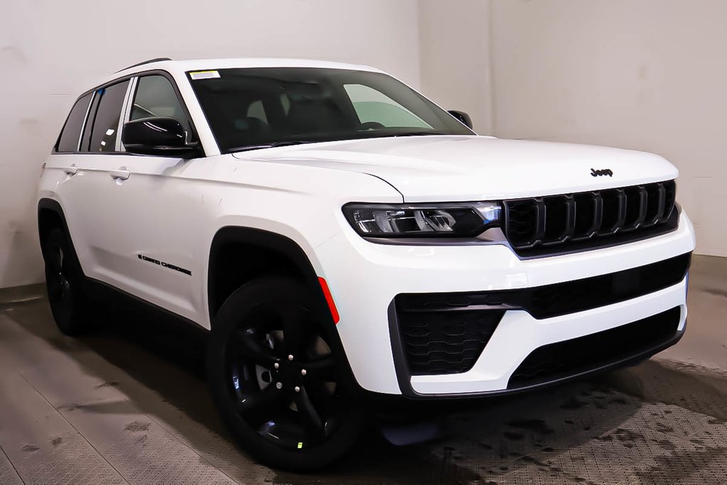 Jeep Grand Cherokee ALTITUDE 2026 à Terrebonne, Québec - 1 - w1024h768px