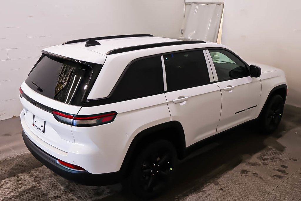 Jeep Grand Cherokee ALTITUDE 2026 à Terrebonne, Québec - 6 - w1024h768px